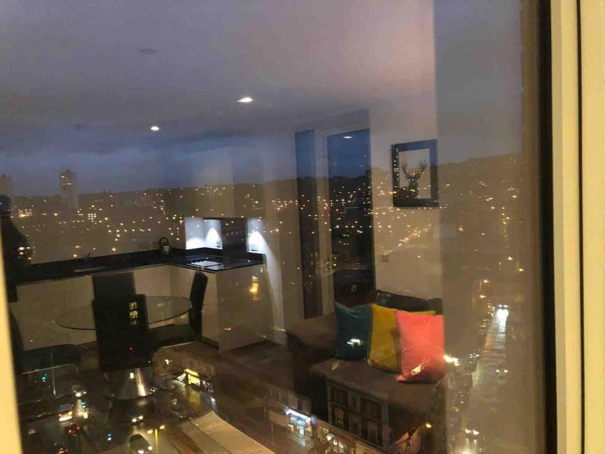 High View Two Bedroom Apartment In Woolwich London Exterior photo